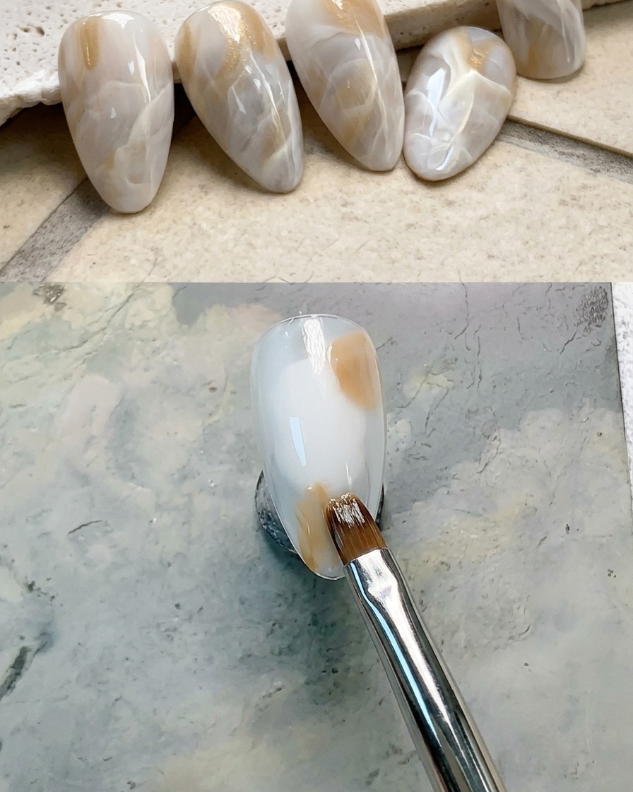 손톱 오른쪽 상단에 브라운 젤을 살짝 올린 모습.