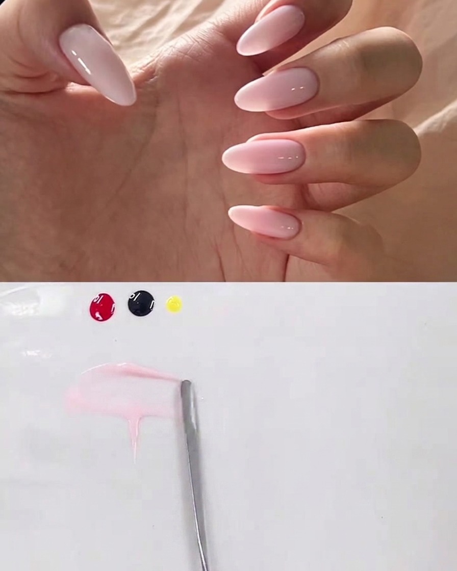 핑크 젤 혼합물 옆에 아주 작은 양의 블랙 젤이 놓여 있는 모습.